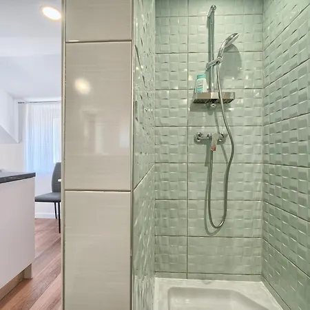Magnolia Luxury بيت ضيافة 4*